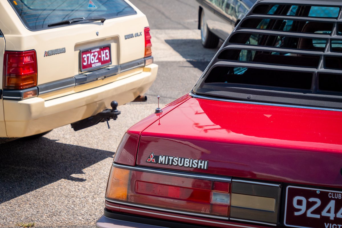 Mitsubishi Magna badge